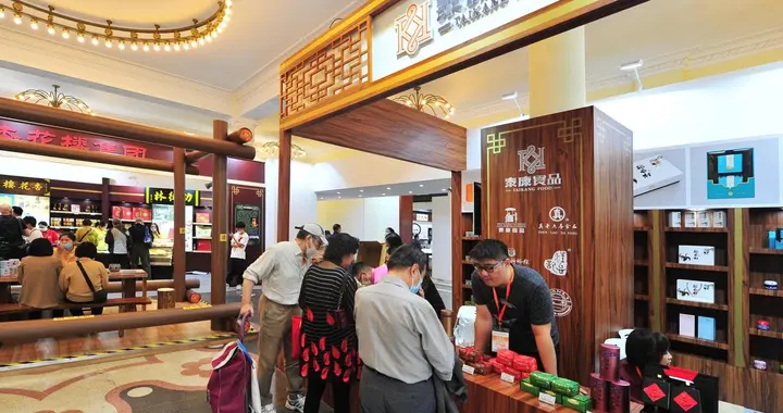 上海九百：悄悄涨停，3.7 万散户在赌什么？