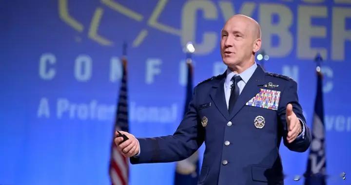 F-47战机2028年实现首飞，不是你想它在PPT上，它就在上面不动的