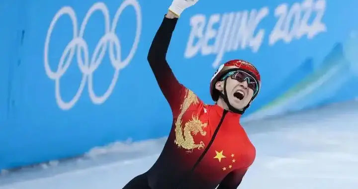 武大靖“破格”入主中国短道速滑队，重新凝聚队伍成第一要务