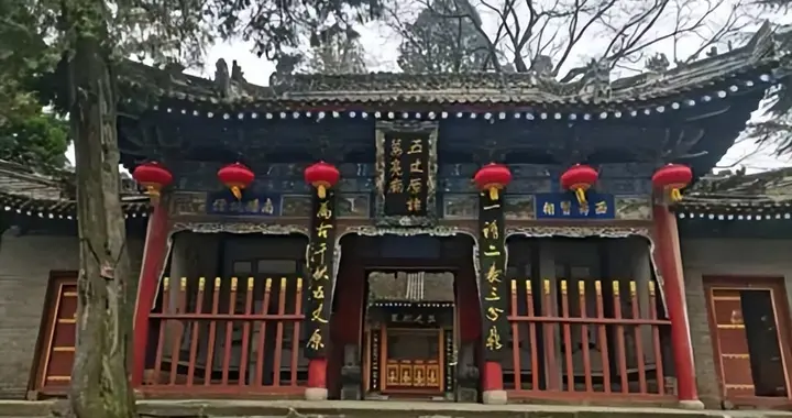 关中地区规模堪比偏远县城的两个“超级镇”，庄里镇和蔡家坡镇