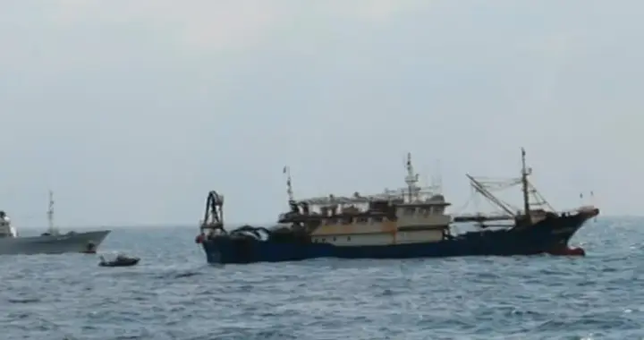 2026首例！日本强扣大陆渔船，中方火速出手维权