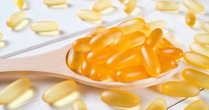 36岁女子吃维生素，吃出肝衰竭？医生提醒：这6种维生素别乱吃