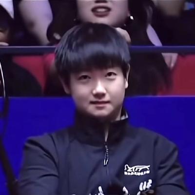 薄叶荷0228：莎莎不化妆，不打扮，没有