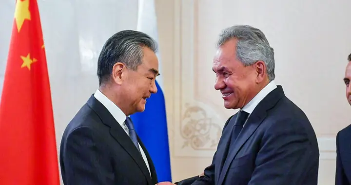 冲着特朗普去的？中俄高层在北京一天干了六件大事，件件都是热点