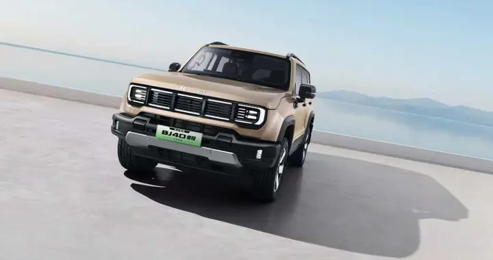 差 7 万差在哪？北京越野 BJ40 增程长续航版 vs 坦克 300...