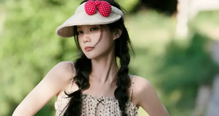 李一桐 与自然撞个满怀，解锁清爽一夏