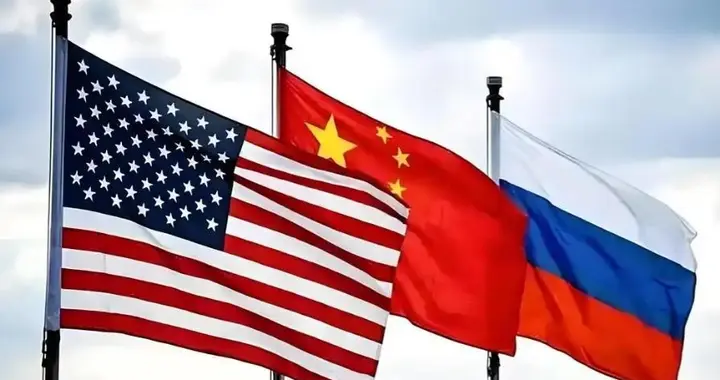 中美俄心照不宣，3天内密集互动，让得罪特朗普的北约彻底没辙了