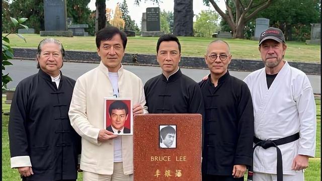 看图说话：头条有人发的这张图是假的，别当