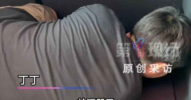 男童被塞后备箱最新！疑继母生父真实目的曝光，还想用追尾害死他