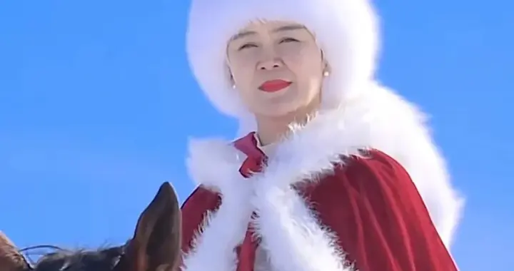 梅派后人始料未及！贺娇龙离世后，李玉刚一个行动逆转多年争议