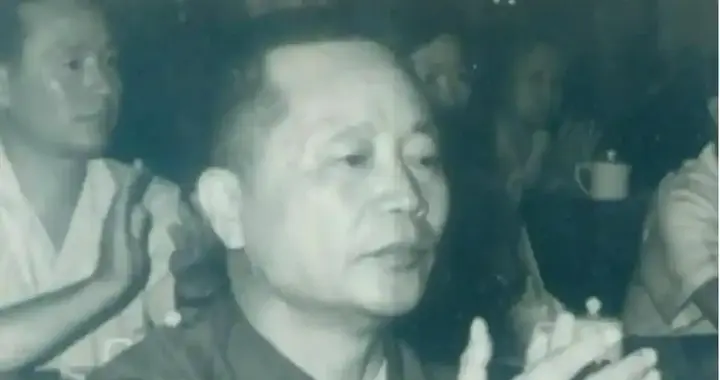 陈毅要求乘飞机从西藏回北京，空军少将张廷发：先别答应，等一等