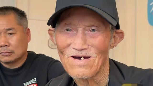 趣简言：90岁河南骑行爷爷的“终身事”有