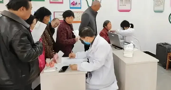 千万不要过度体检！医生再三提醒：65岁后，4种体检能不做就不做