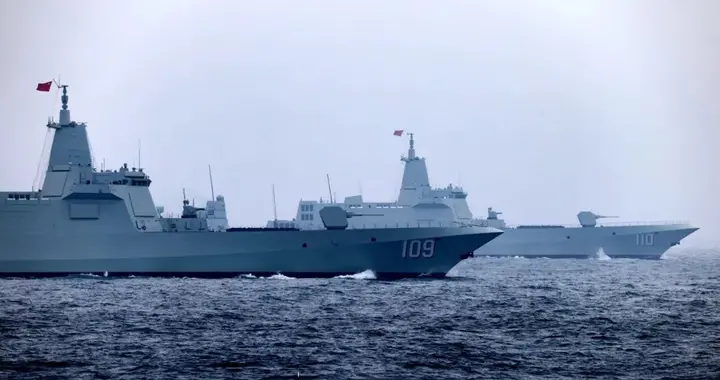 中国海军兵分多路，从北到南来回穿插日本，把琉球群岛当自家门口