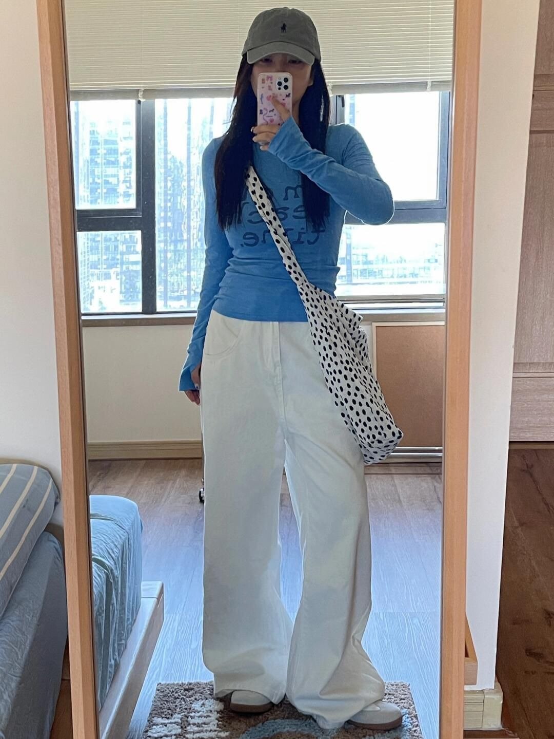 韩系蓝色字母印花正肩长袖t恤女春秋季小众