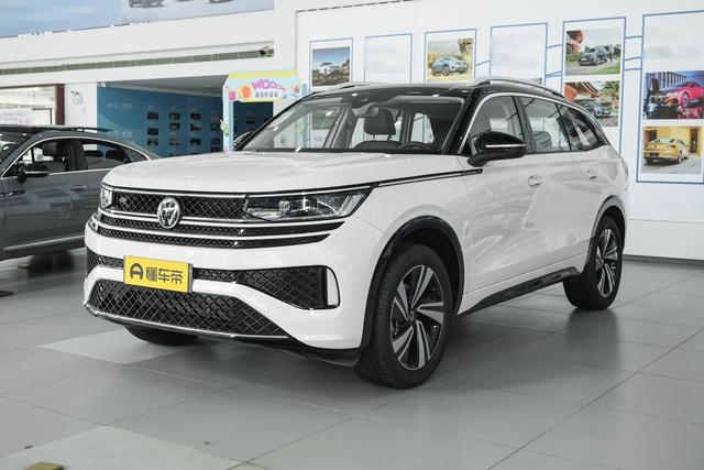大众又一硬汉SUV，比汉兰达好看，大5座+4驱，标配2.0T+7DCT