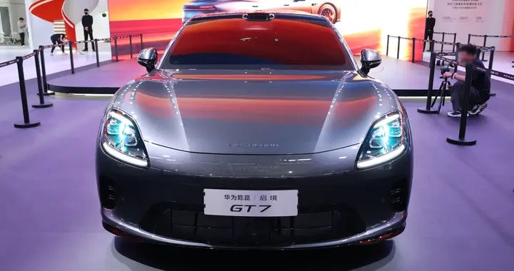 预售21.99万起，满配华为乾崑技！启境GT7能让个性玩家闭眼入吗？