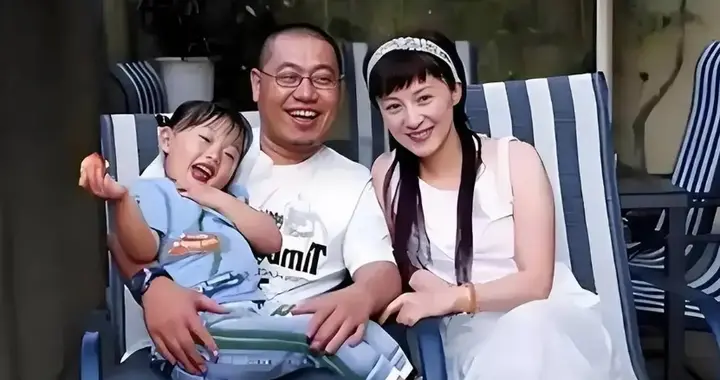 演员徐露：嫌丈夫丑不要孩子，丈夫给她245万，生下女儿后怎样！