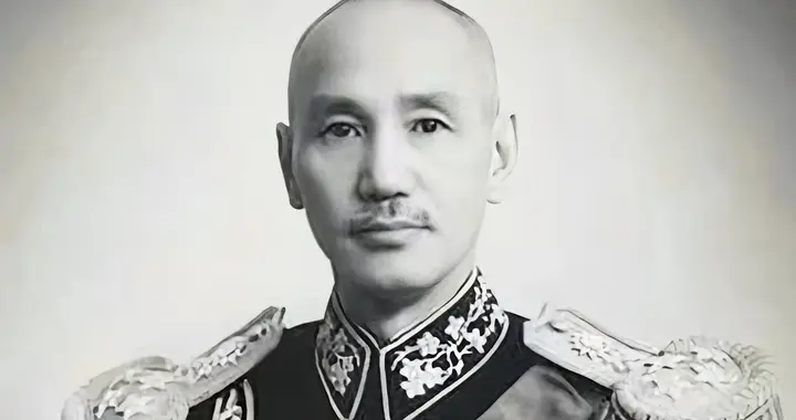 1922年蒋介石负债累累，走投无路时，虞洽卿：想活命，拜大佬为师