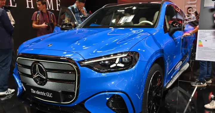 纯电奔驰GLC发布，39.1英寸超大中控屏，长轴5座，明年上市！