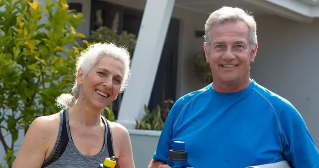 邻居家男孩最近愁得睡不着