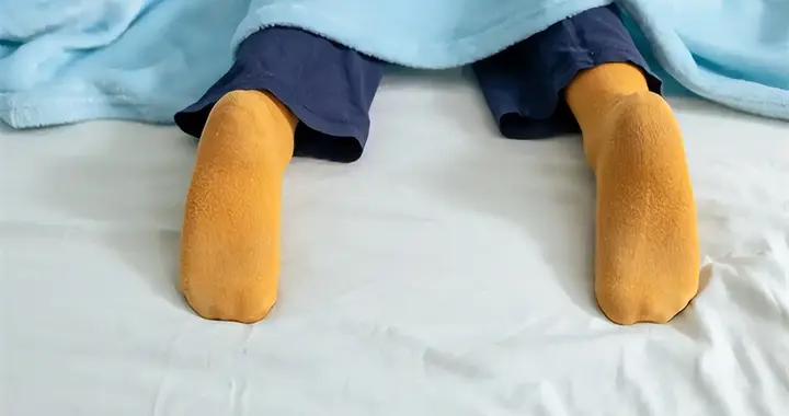 穿袜子睡觉是好是坏？老实说：不只是提高睡眠质量