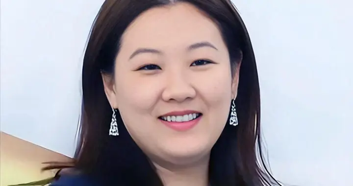 伏明霞最新近况曝光：和梁锦松婚姻安稳，父母彻底后悔当初反对