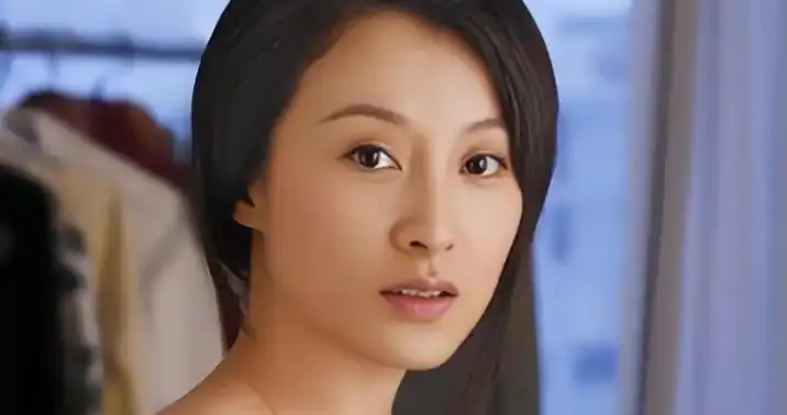 演员徐露：嫌丈夫丑不要孩子，丈夫给她245万，生下女儿后怎样？