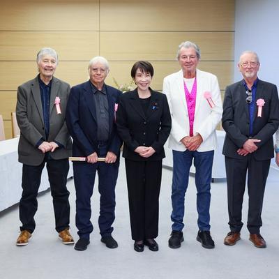 明岳川：高市早苗：今天，邀请正在访日的D