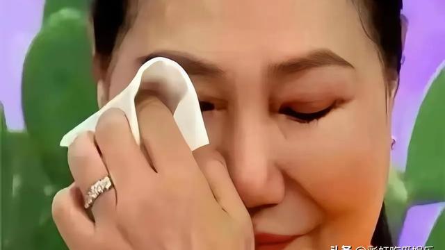 彩虹吃瓜娱乐：S妈出来卖惨马上要露宿街头