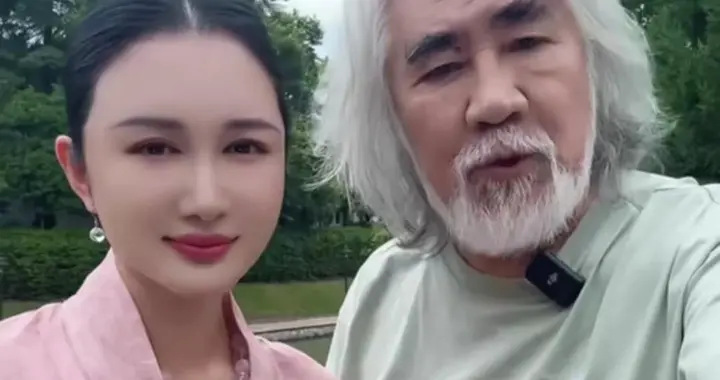 郎才女貌，张纪中和美娇妻杜星霖总高调大秀恩爱有悖公序良俗吗？