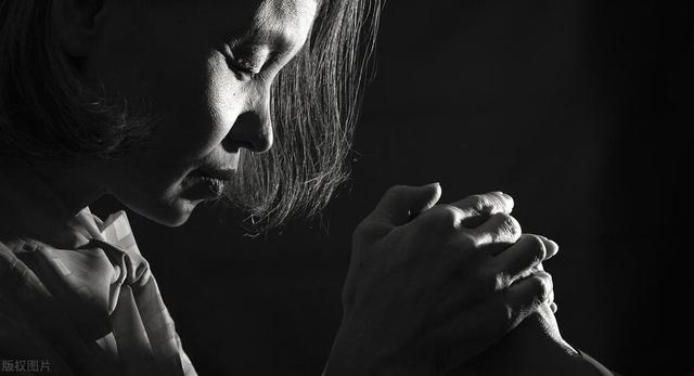 精美黑白肖像摄影指南：捕捉灵魂的艺术之旅