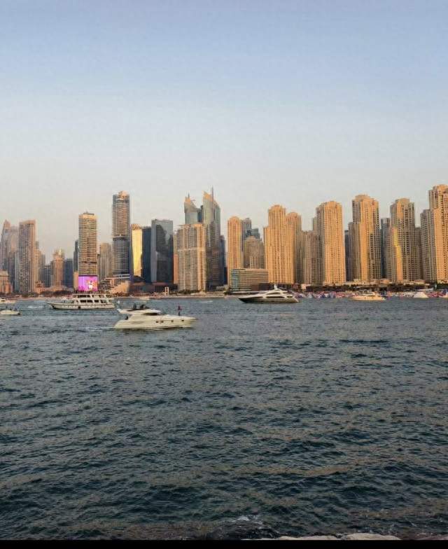 靠谁都没有用，只有靠自己