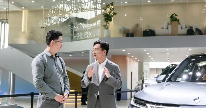 战略合作再升级！五菱与华为乾崑深度联手，华境S将搭载ADS 5智驾