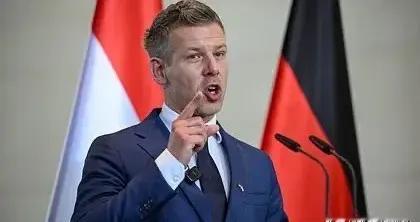 匈牙利17号宪法修正案是法理政变，急不可耐是因为窗口期太短