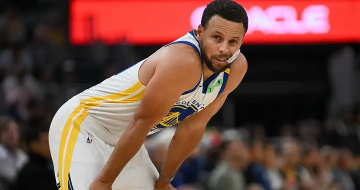 NBA湖人127-105勇士，库里拼尽全力无力回天，最佳球员不是东契奇