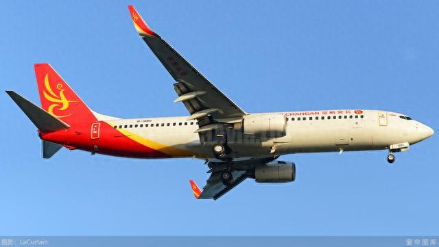 长安航空捡拾国航一架737-800