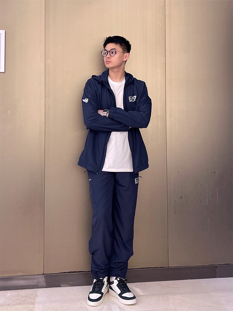 阿玛尼男士连帽拉链网球运动套装