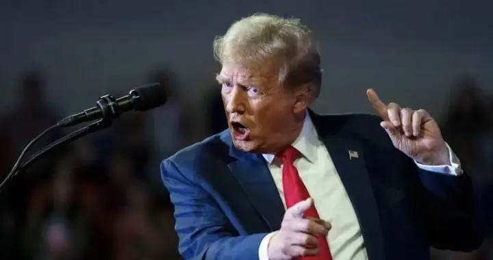 全世界都被特朗普逗笑了，除了高市早苗