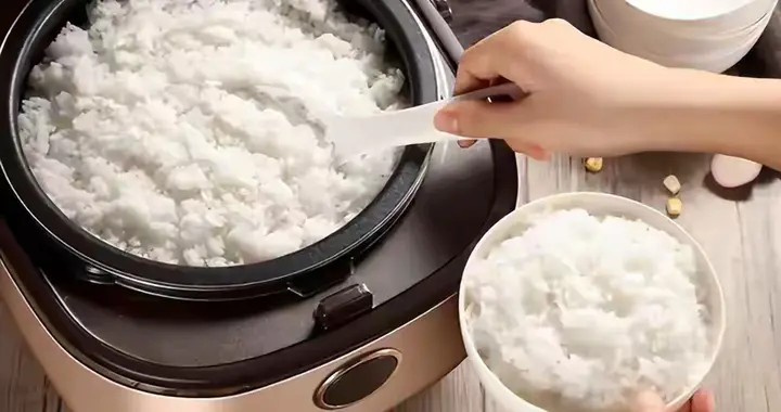 夺命电饭煲已被曝光！米饭秒变毒药，内胆是肝癌催化剂？