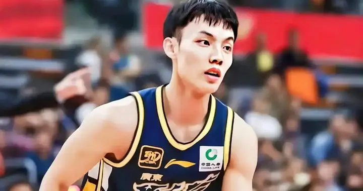央视直播!CBA焦点战今晚打响！20日19点35分，北京首钢再战广东！