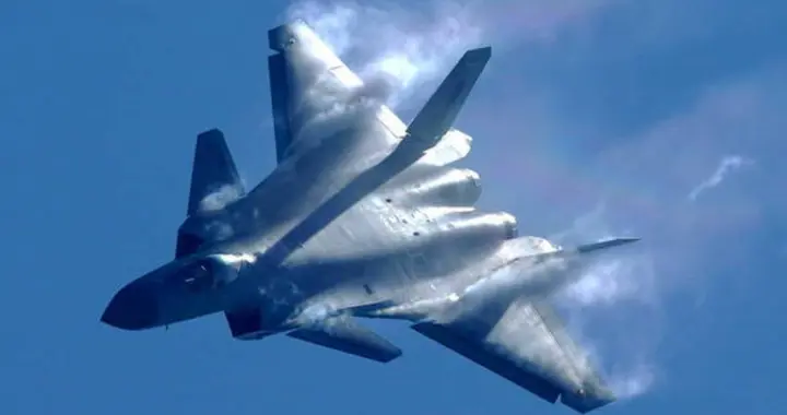 中俄空权大演进，俄军从战火中锤炼空天军，中国完成印太空中革命