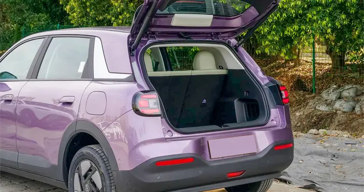 奇瑞QQ复活？售5.89万起，310km续航+后驱+独立悬架，能行？