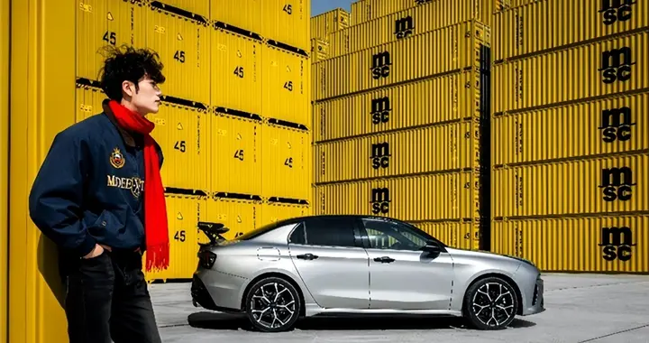 原厂真碳尾翼！第三代领克03大尾翼版3月福利拉满