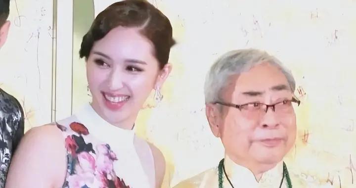 放弃争夺数百亿遗产，带着女儿远遁美国，如今才知道她有多清醒