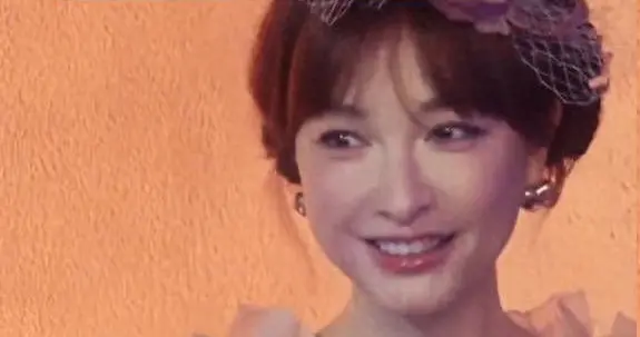 吴昕婚前做财产公证？40岁想留后路，郑凯恋爱七年是真是假