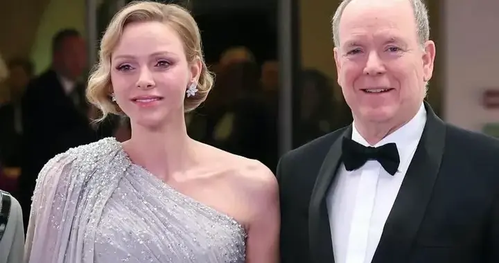 摩纳哥王室举办玫瑰舞会，王室女眷高定加身，夏琳王妃成全场焦点