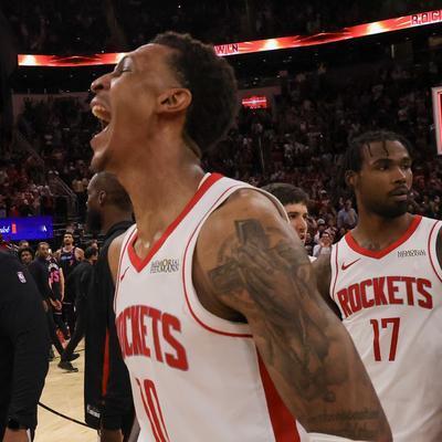 火箭大狗熊：明天上午8点半，休斯顿火箭队