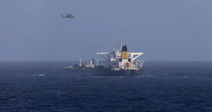 敢扣中国油轮，不敢扣土耳其的，美国强行找回面子：跑太快没抓着