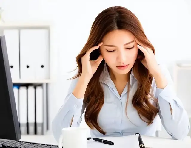 中国人每年放假115天，为何人们还感到那么累？真实情况令人无奈